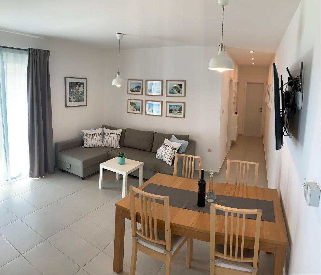 Apartmán 17 Pines Makarská Exteriér fotografie