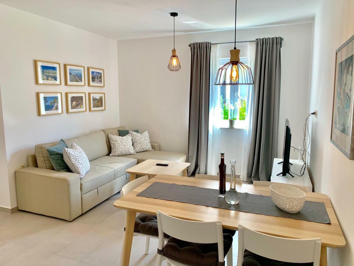 Apartmán 17 Pines Makarská Exteriér fotografie